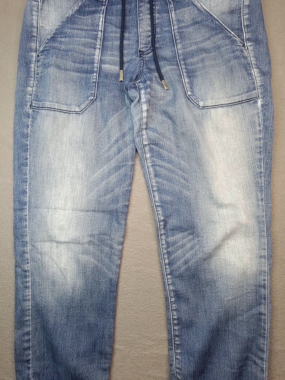 Guess Women's Slim Jeans - Light Blue Washed Denim Size 26